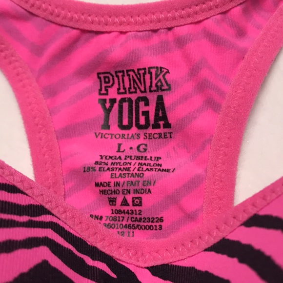 Victoria’s Secret Pink Yoga push up - Picture 2 of 10